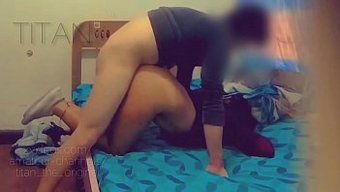 Venezuelalı Çiftin Ev Yapımı Videosu, Büyük Bir Poposu Ve Penis Eylemiyle!